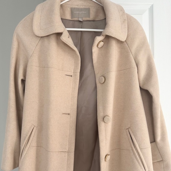 Banana Republic Beige Wool Coat XSP - Picture 1 of 3